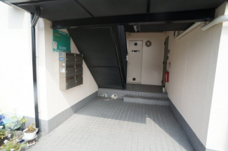 参考、同建物・同間取りの号室