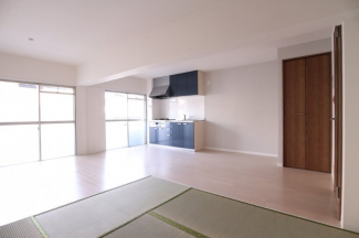 【居間・リビング】