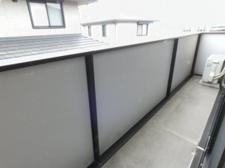 【バルコニー】