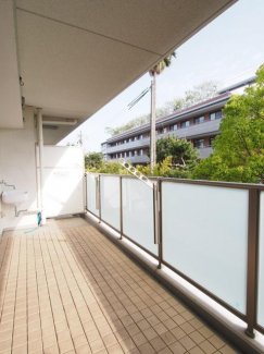【バルコニー】