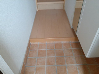 シンプルで使いやすい玄関です