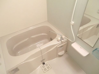 日々の疲れを癒すお風呂付です