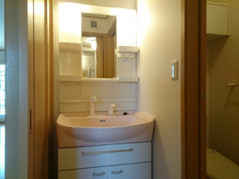 脱衣スペースもあります