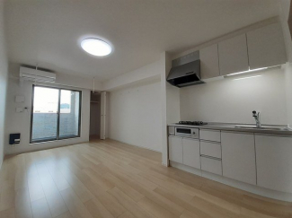 内装は落ち着いています