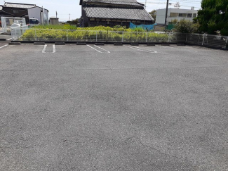 駐車場に車を止められます