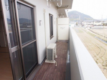 バルコニーがあります