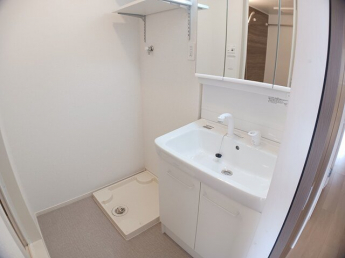 コンパクトで使いやすい洗面所