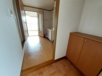 毎日通る玄関はこちらです