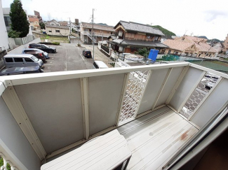 バルコニーがあります