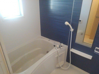 日々の疲れを癒すお風呂付です