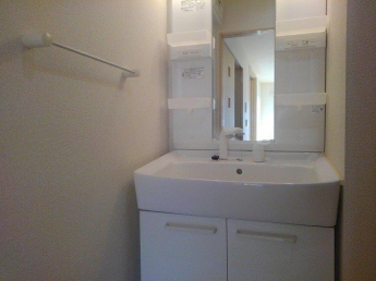 コンパクトで使いやすい洗面所