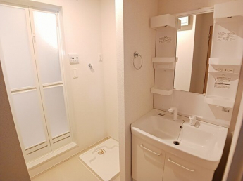 コンパクトで使いやすい洗面所