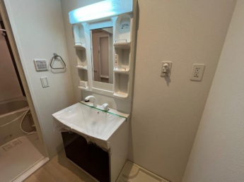 洗髪洗面化粧台