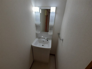 コンパクトで使いやすい洗面所