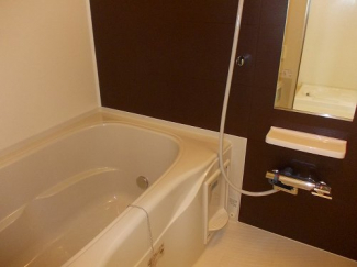 ゆったり過ごせるお風呂です