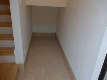 明るい玄関です