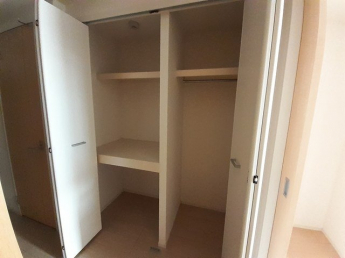 小物を収納するのに便利です