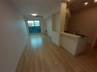 ゆったり過ごせるリビングです