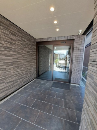 【エントランス】