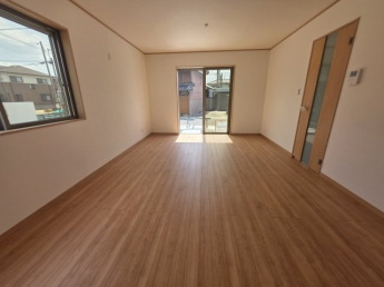 【居間・リビング】