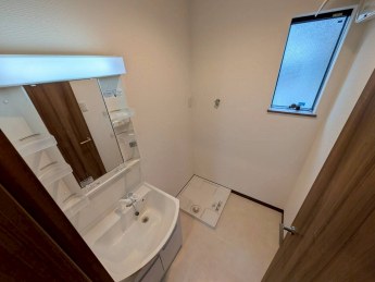 【洗面所】
