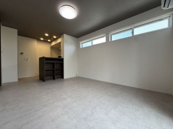 【居間・リビング】