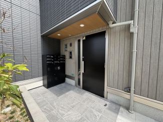 【エントランス】