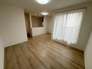 こちらのリビングで趣味の時間をお楽しみください