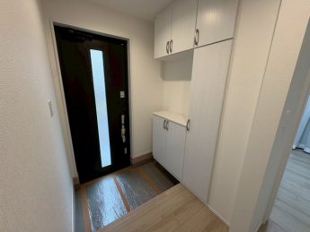 ゆったりとした玄関です