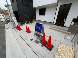 駐車場があるので、車を買う予定の方も安心です