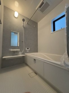 ゆったり過ごせるお風呂です