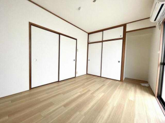 グレイス・アムールの画像