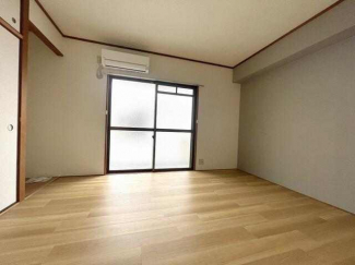 グレイス・アムールの画像