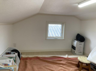 小屋裏収納スペース