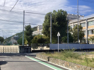 松山市立湯築小学校まで350m