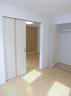 ロイヤルハイツこうちの画像