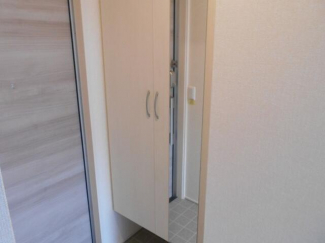 シューズボックス