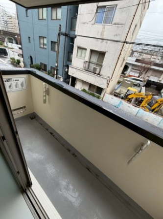 【バルコニー】