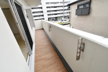 【バルコニー】