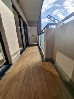 【バルコニー】