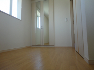 洋室(姿鏡付きＣＬ)