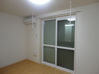 シャッター雨戸・ルームハンガーバー