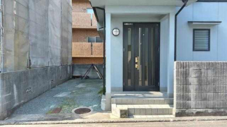 駐車場　縦列２台可（軽）又は小型車