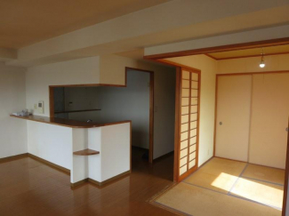 松山市中央１丁目の中古マンションの画像