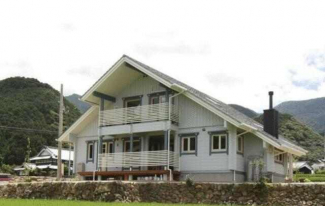 東温市上林の中古一戸建ての画像