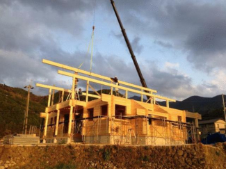 東温市上林の中古一戸建ての画像