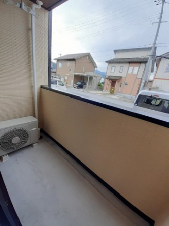 【バルコニー】