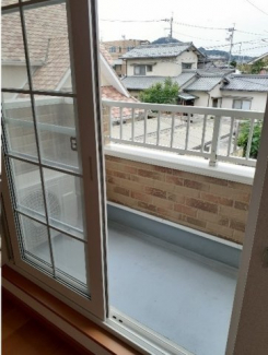 【バルコニー】
