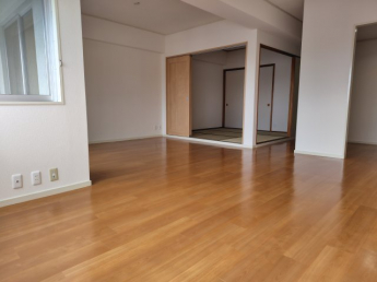 【居間・リビング】