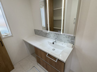 大型の洗面所です